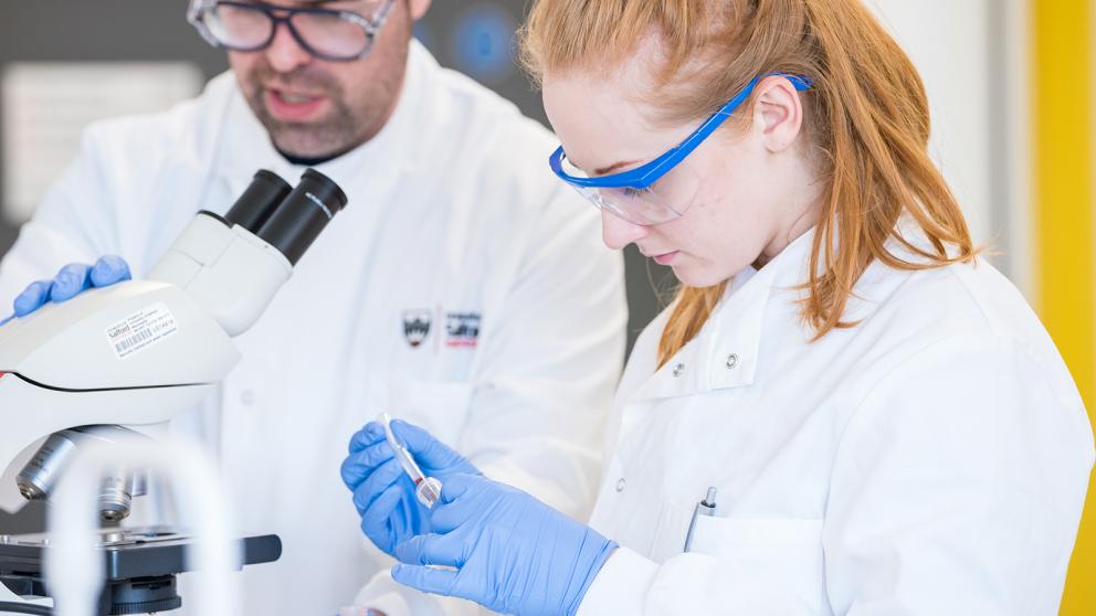 Biomedical science apprentice